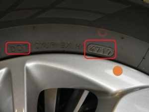 wymiana opon Caros Service, rok produkcji
